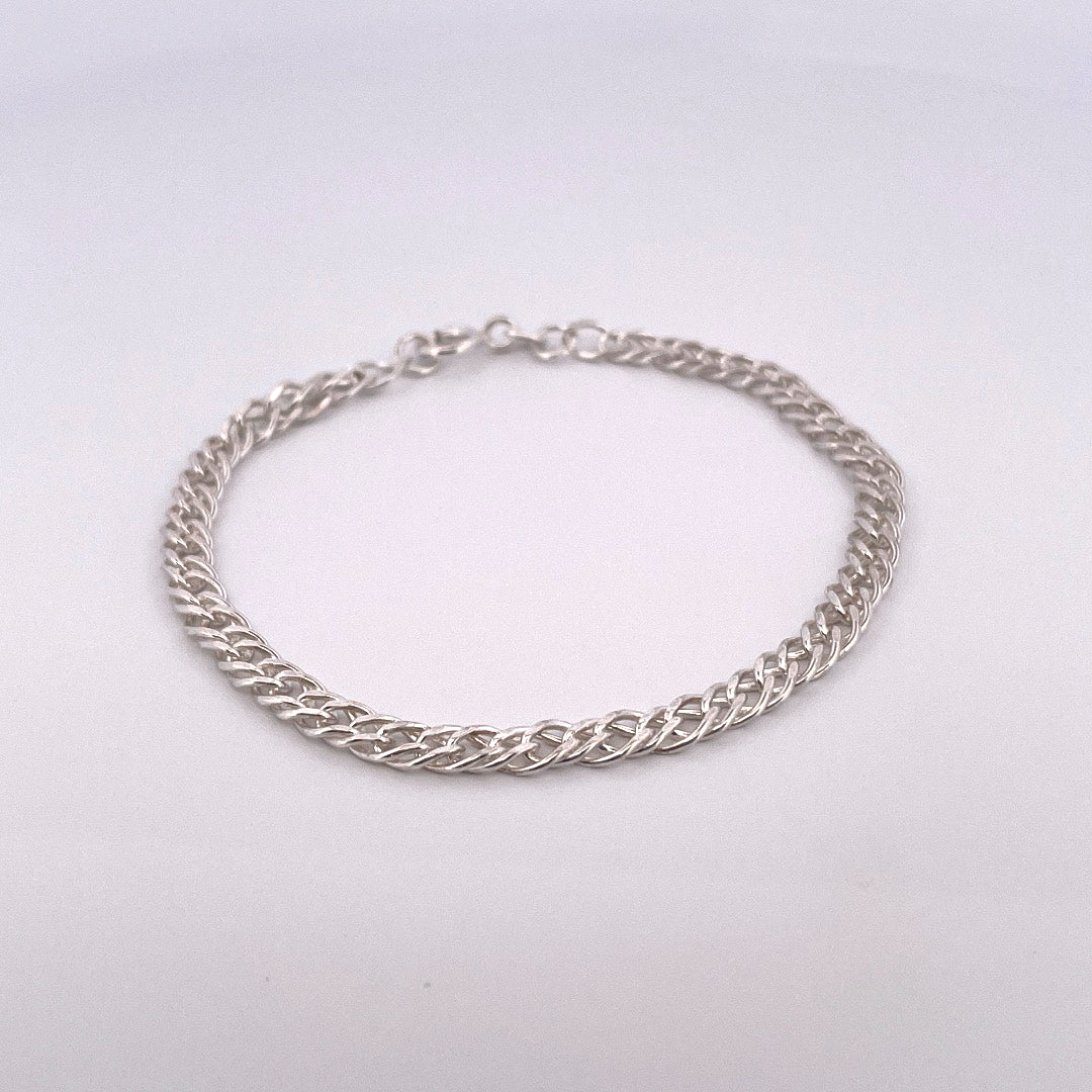 B1142 Silver double filed curb bracelet