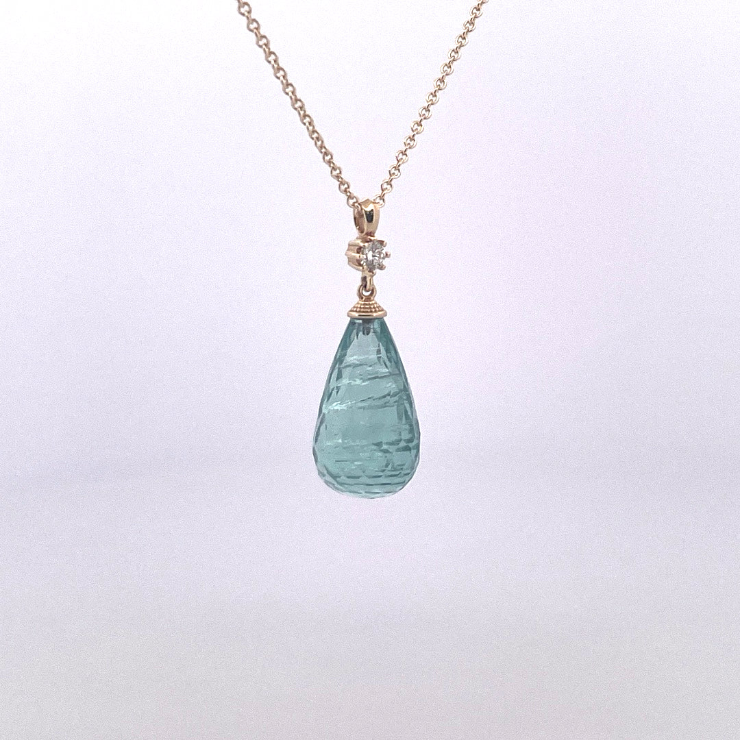 P2768 Aquamarine Briolette with Diamond above