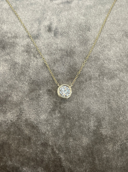 P2775 9ct Gold Rubover set lab grown Diamond pendant