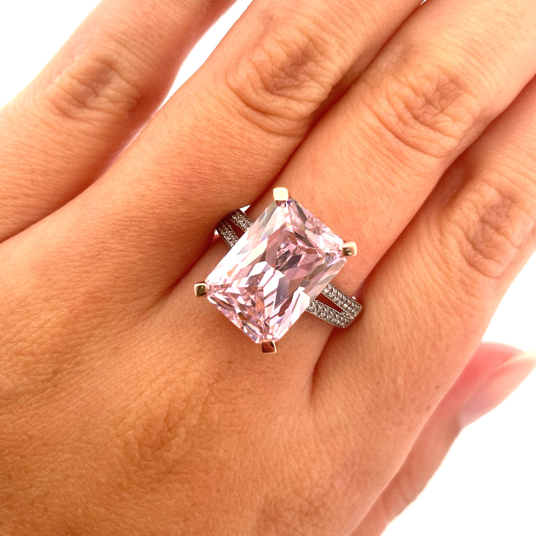 R0778 Silver pink C.Z ring
