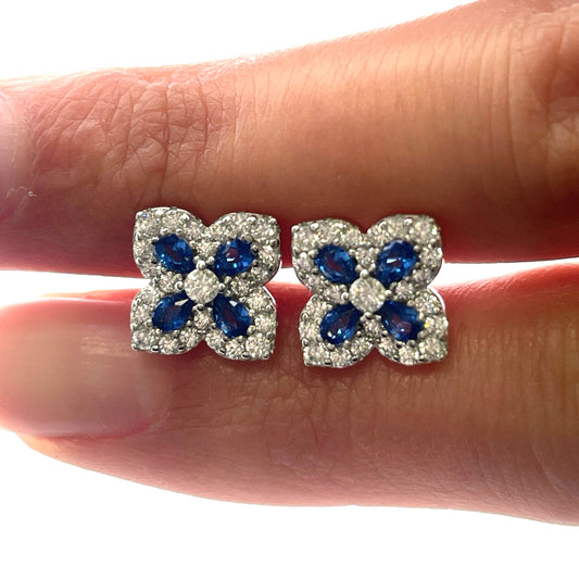 E4168 Silver Blue c.z clover studs
