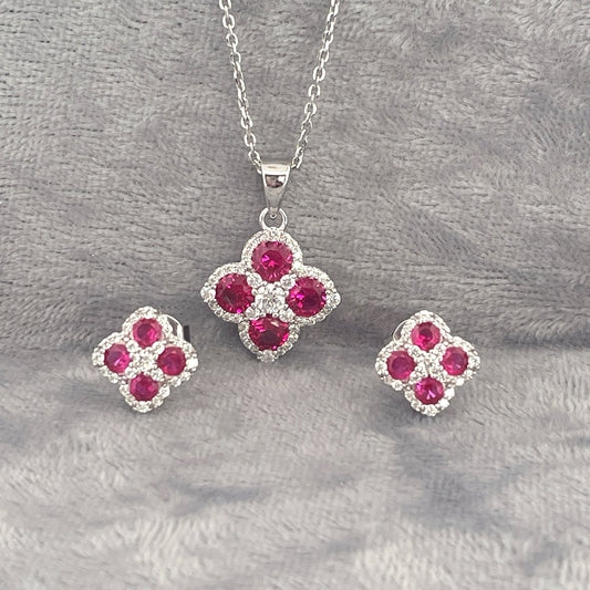 P2812 E4183 Silver red c.z clover set
