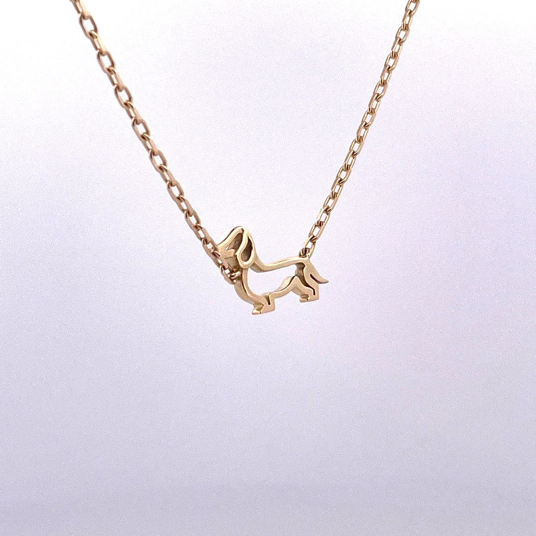 P2655 18ct gold dachshund on chain