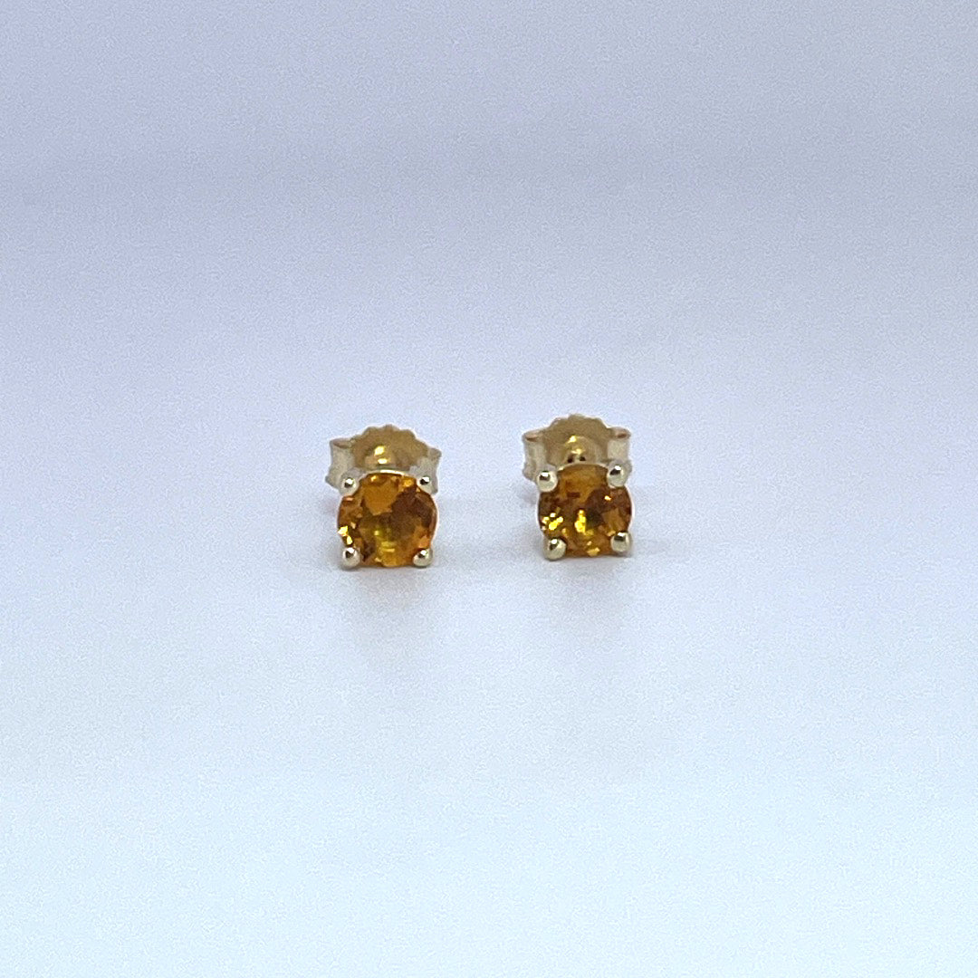 E3879 9ct citrine studs