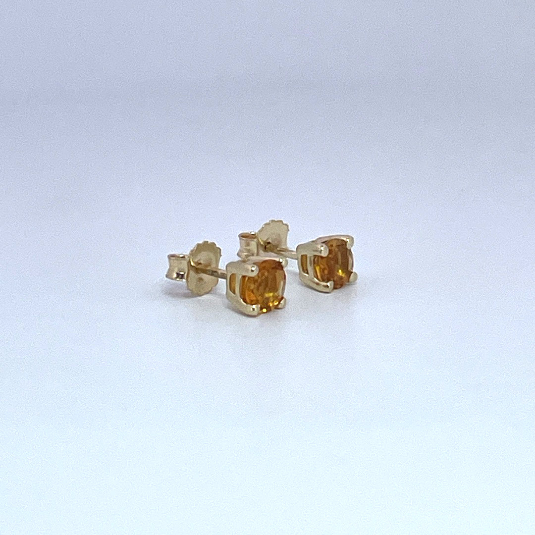 E3879 9ct citrine studs