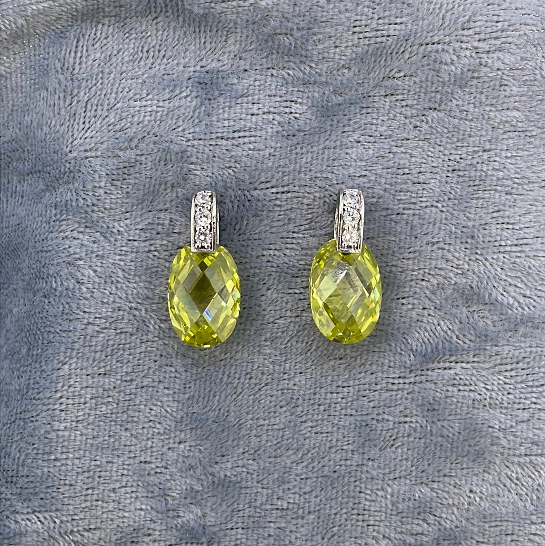 E3420 Sil Drops C.Z Green and white oval BP6559