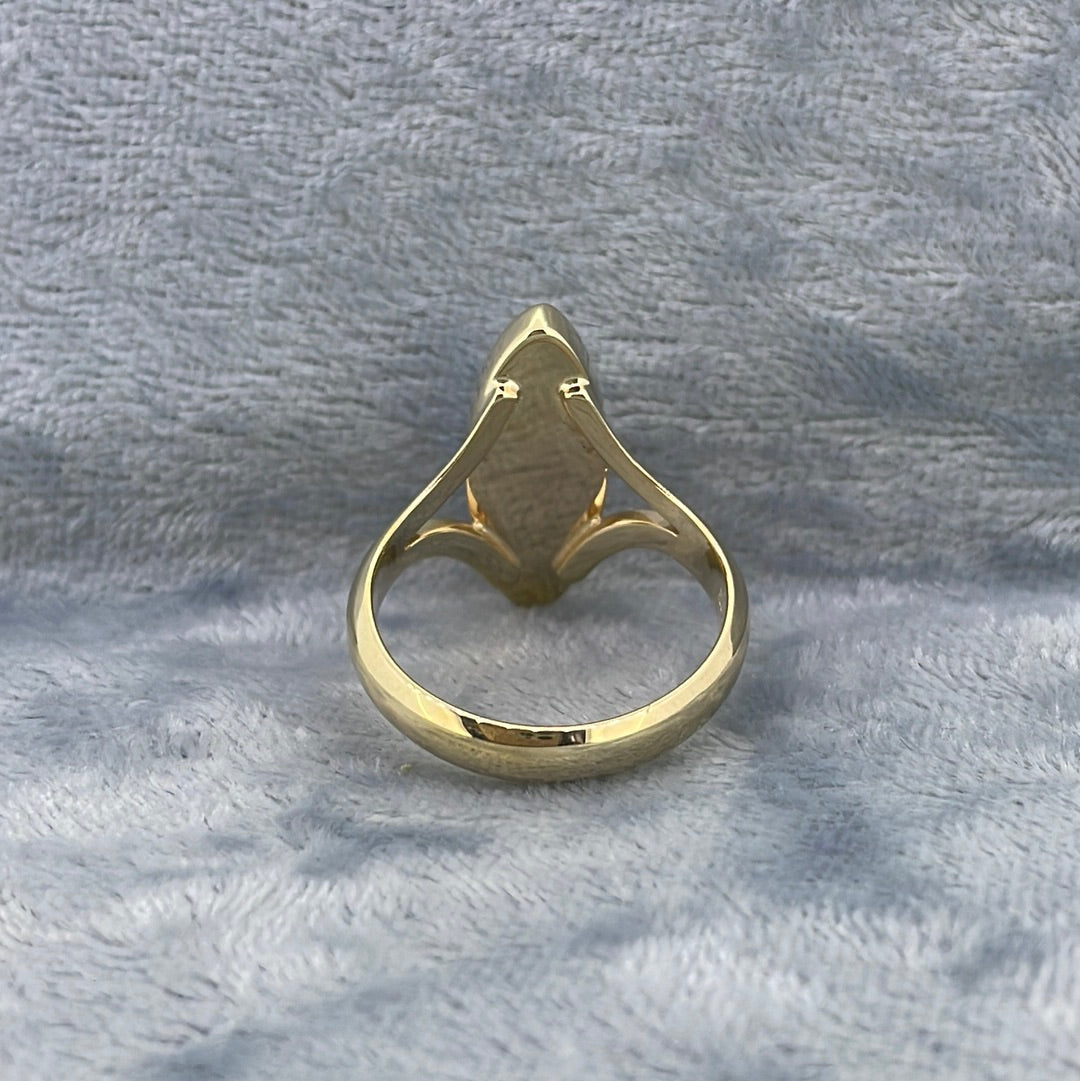 R0801 9ct Smoked Opal 2.64ct marquise single stone with split shoulders