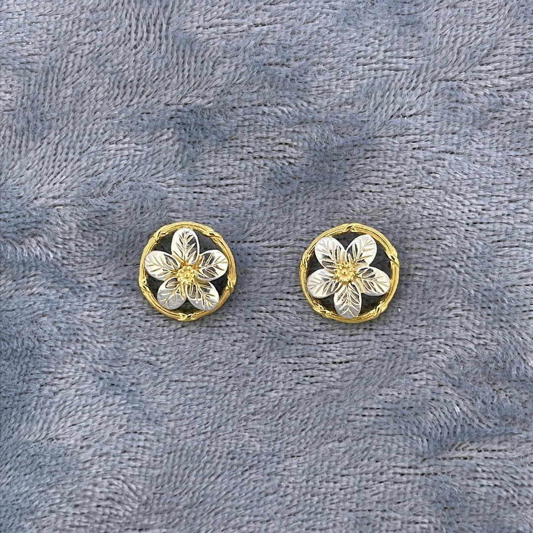 E3586 Sil Studs 2 tone forget me not H4310