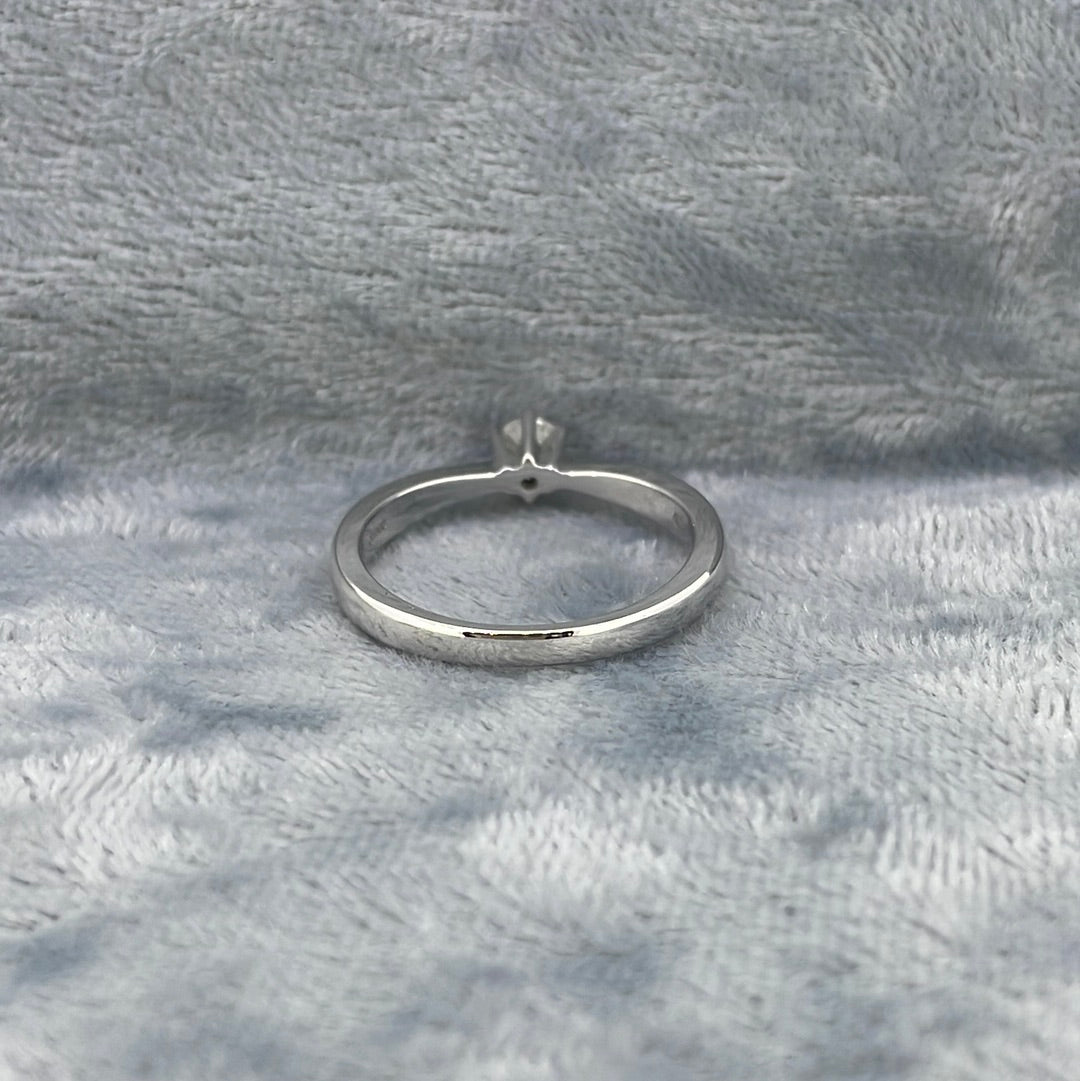 R0501 18ct Diamond Single st 0.27ct G-H SI1 r109025