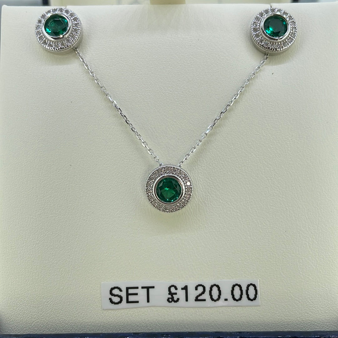 P2546 Sil Green C.Z Round collet set c.z halo 1888