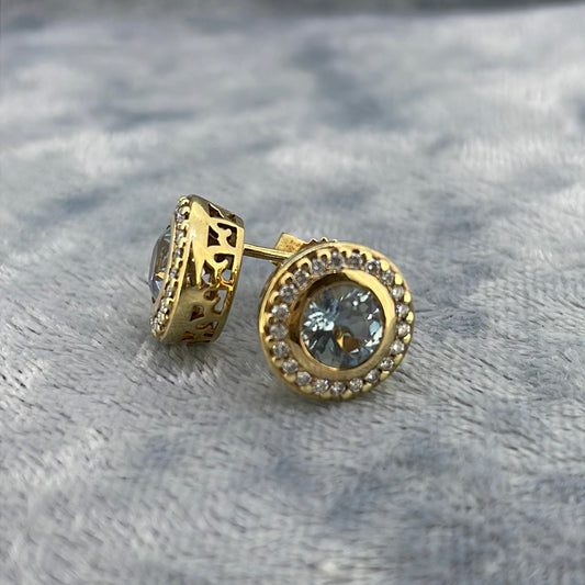 E2558 9ct Studs Aqua/Dia Round clusters E304455