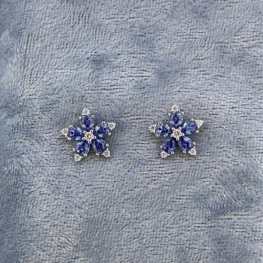 E3757 Sil Studs Tanz C.Z Claw set flower daisy 5957