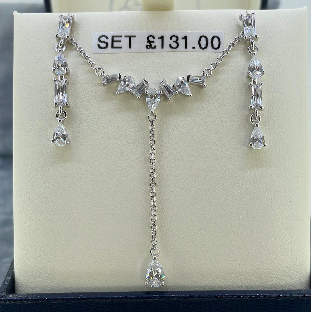 P2560 Sil C.Z Tear drop and tapered baguette bar drop 6466