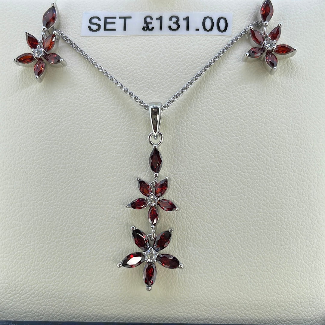 P2545 Sil Red C.Z Double daisy 6920