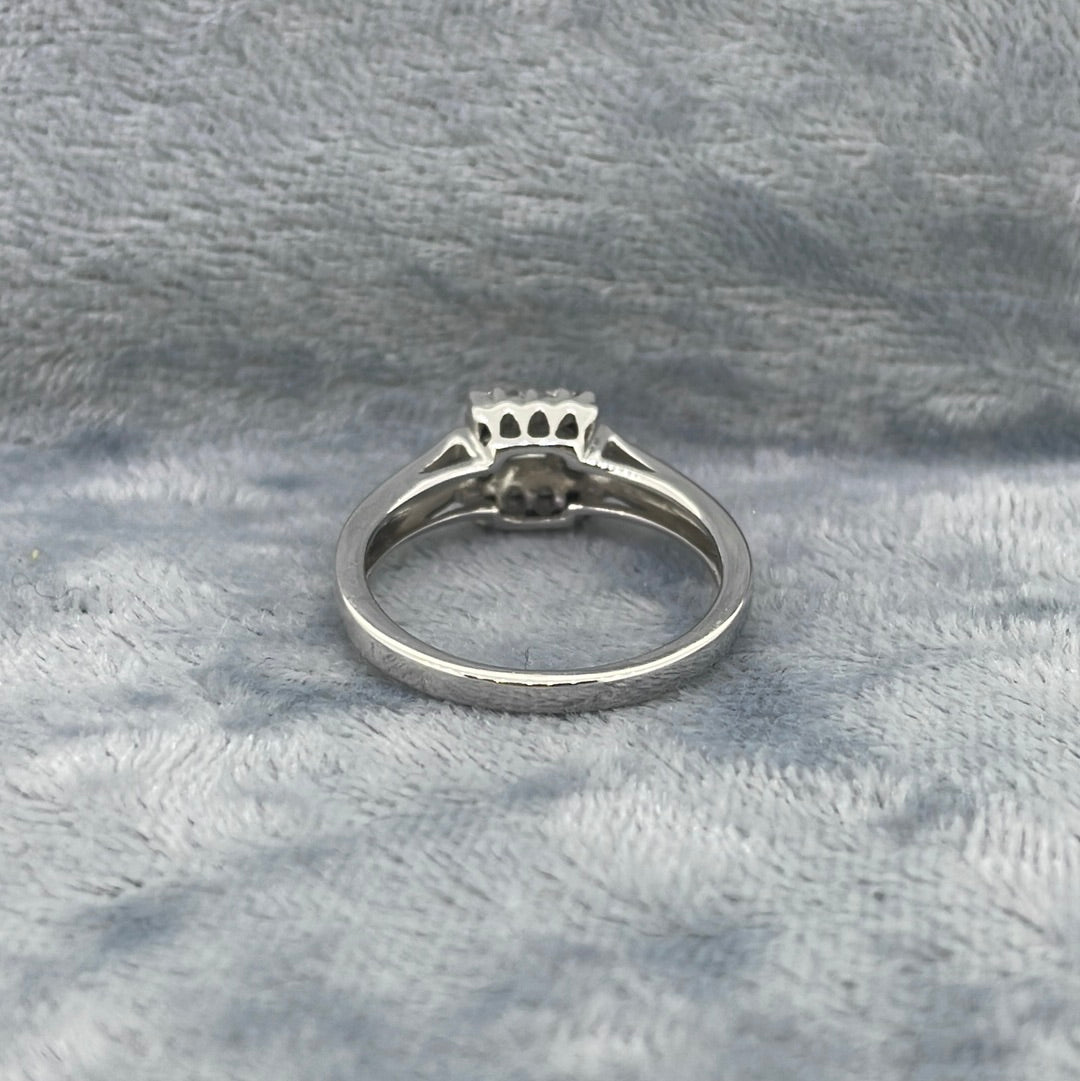 R0281 18ct Diamonds Princess cut cluster w/g 0.40ct R10210