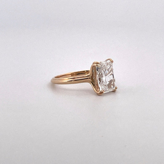 R0903 18ct Gold