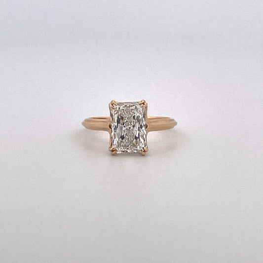 R0903 18ct Gold