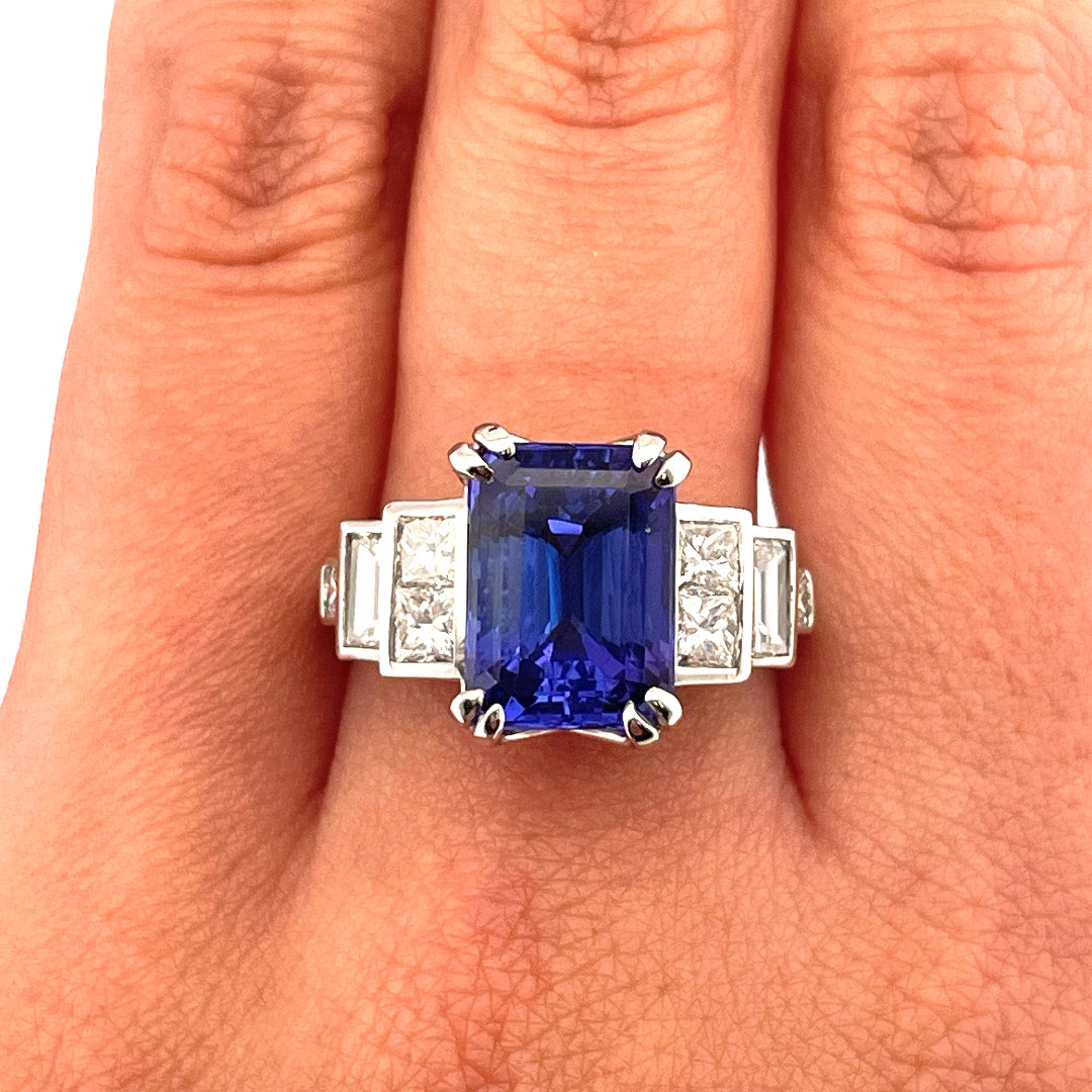 R0880 Platinum Tanzanite and Diamond ring