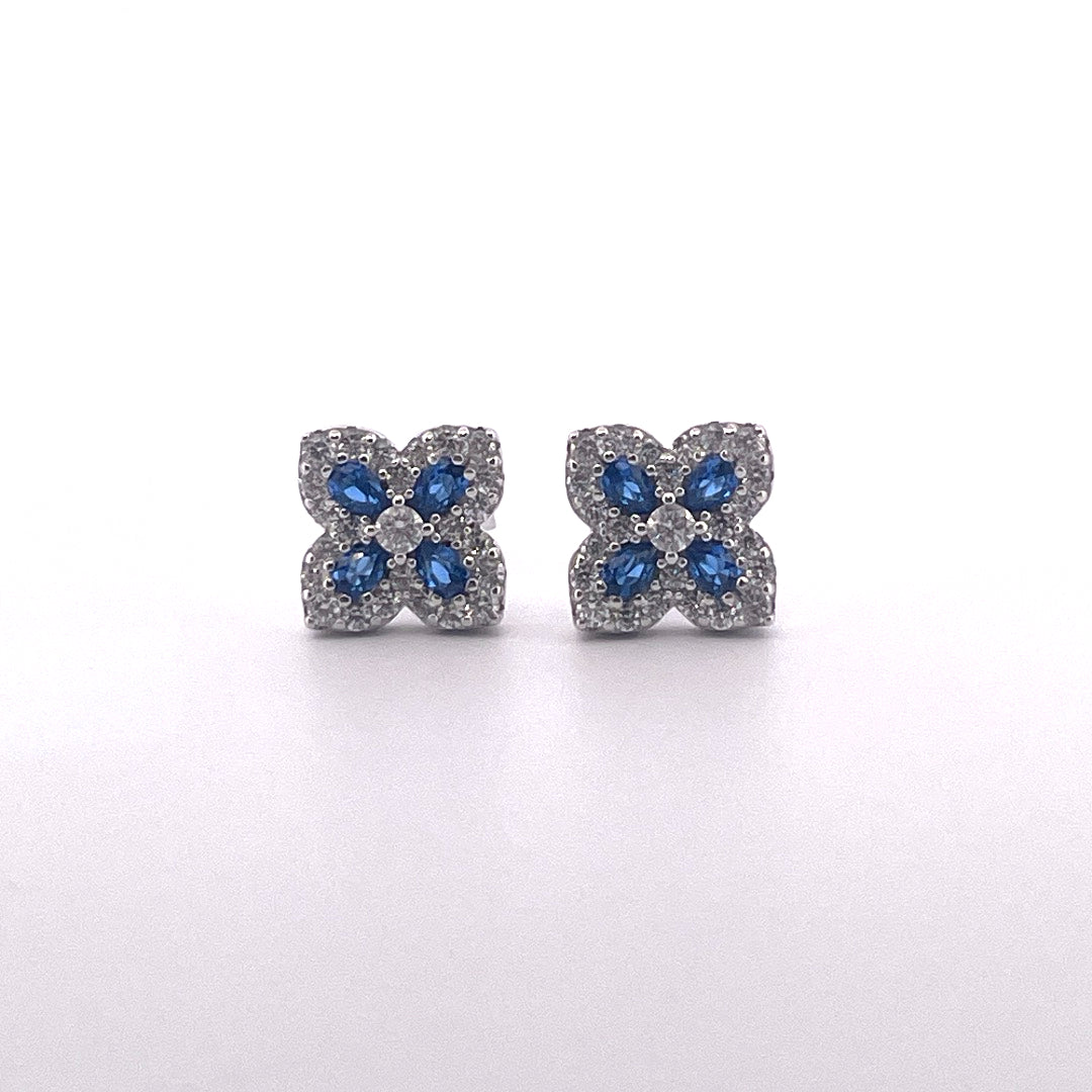 E4168 Silver Blue c.z clover studs