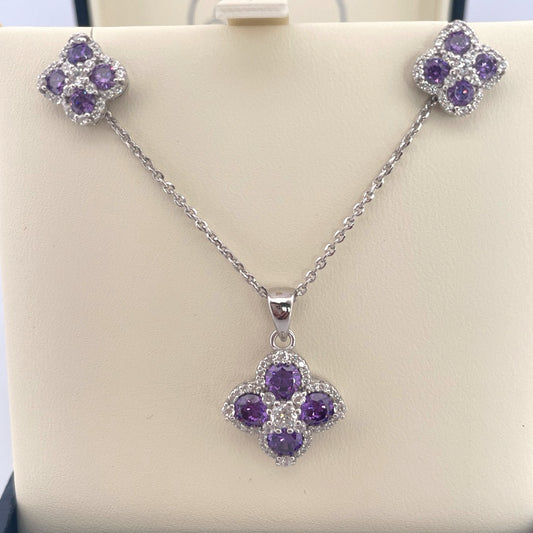 P2809 E4182 Silver purple c.z clover set