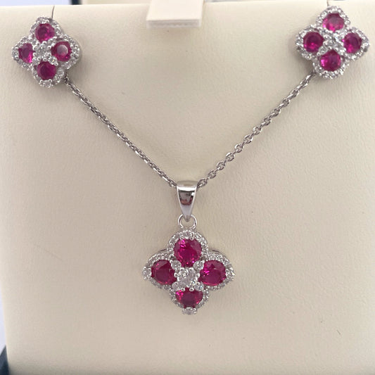 P2812 E4183 Silver red c.z clover set