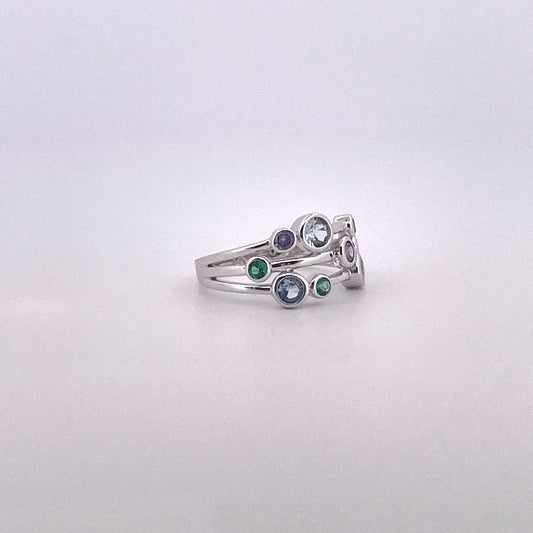 R0905 Silver coloured c.z bubble ring