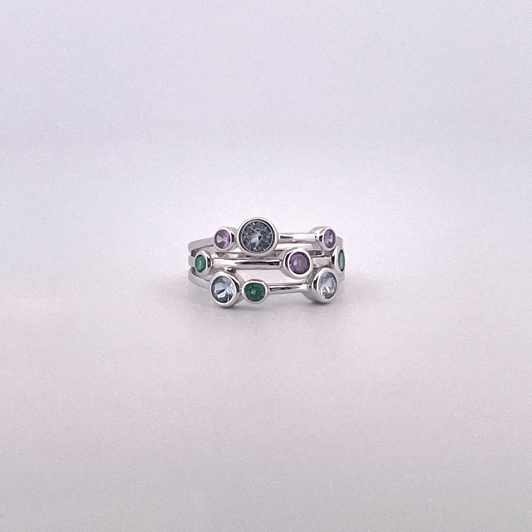 R0905 Silver coloured c.z bubble ring