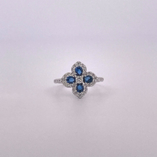 R0915 silver blue c.z clover cluster