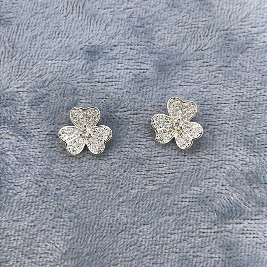 E3611 Sil Studs C.Z Shamrock rhodium plated stone set G5305