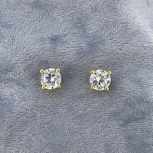 E3712 Gilt Studs C.Z 4 claw 8mm 4863