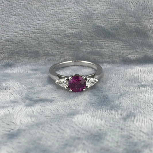 R0742 18ct Sapphire 0.87ct natural purple and pear dia 0.29ct combine