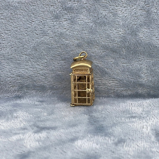 GC10 Telephone box